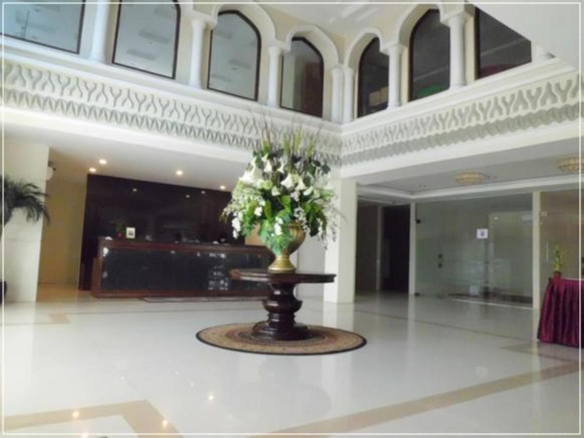 The Sulthan Darussalam Medan Exteriör bild